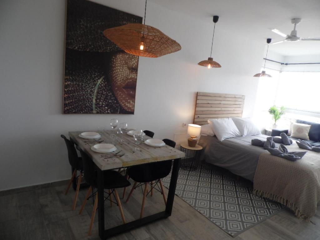 La Torre De La Colina Playa Apartman Torremolinos Kültér fotó